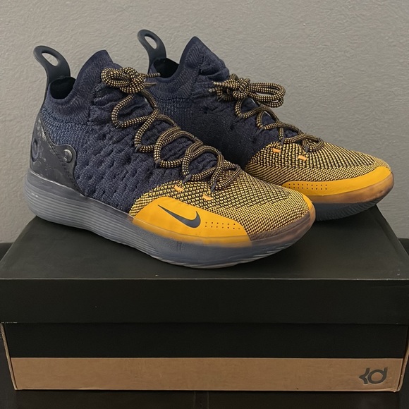 Nike Zoom KD11 - Picture 2 of 9